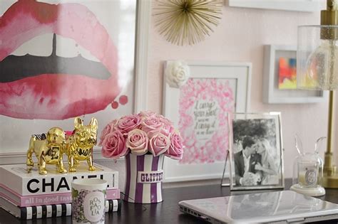 My (very pink) Desk | MURPHY'S LAW