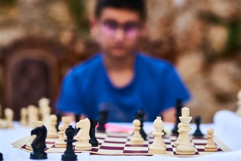 How to Create an Atomic Chess Habit (with Examples) - ChessGoals.com