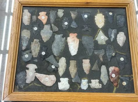 AUTHENTIC INDIAN ARROWHEADS Artifacts Collection Framed $200.00 - PicClick