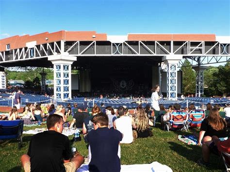 Walnut Creek Amphitheatre (Raleigh) - 2022 Alles wat u moet weten VOORDAT je gaat - Tripadvisor