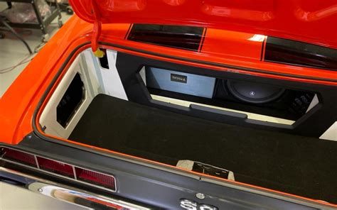 1SIK69 – 1969 Chevrolet Camaro Custom Interior by INC Ridez – CONCIERGE