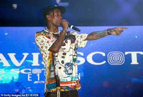 Travis Scott performs in Miami in first public concert in six months since Astroworld tragedy ...