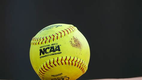 WCWS: Game times, scores, TV schedule for NCAA softball world series