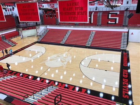 Richmond High School unveils renovated Tiernan Center court