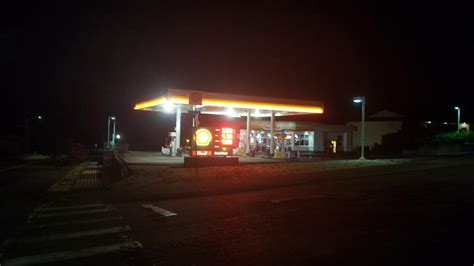 Gas station at night. : r/pics