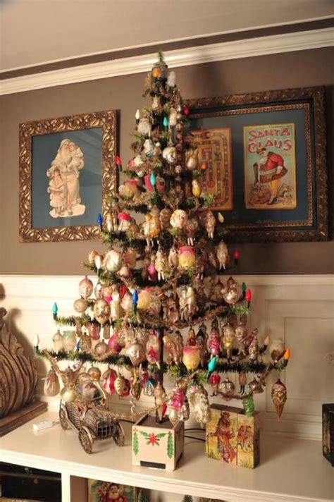 30 Vintage Christmas Tree Decorations Ideas That Will Blow Your Mind - MagMent