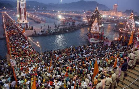 Haridwar Kumbh Mela, History, Timings, Information, Bathing & Photos