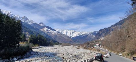 Manali, Himachal Pradesh, India Editorial Photo - Image of trees, plateau: 197760346