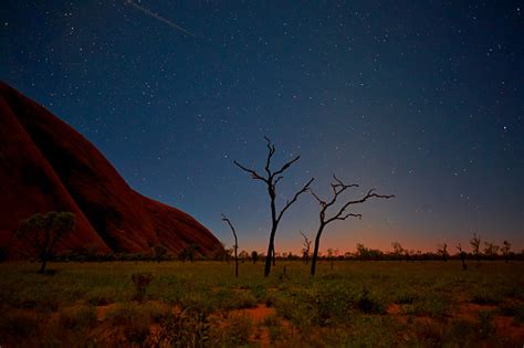 Night Sky Over Uluru Stock Photo - Download Image Now - iStock