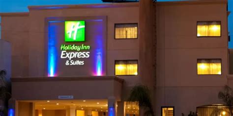 Top 25 Woodland Hills Hotels by IHG - December 2024