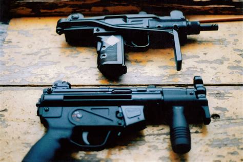 File:UZI and MP5K (3315252178).jpg - Wikimedia Commons