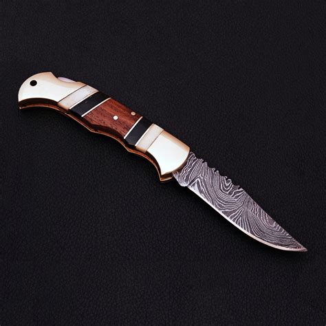 Lockback Folding Pocket Knife - Black Forge Knives - Touch of Modern