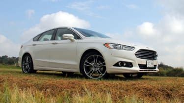 Ford Fusion 2.0 EcoBoost pictures | Auto Express