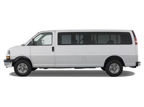 Chevrolet Express 15 Passenger Van - reviews, prices, ratings with various photos