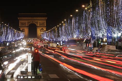 Christmas in Paris Wallpapers on WallpaperDog