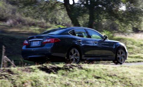 Car Photo Collections: 2011 Infiniti M56 Sport Photos