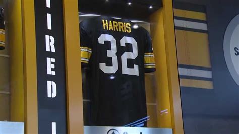 Franco Harris retired jersey display by Pittsburgh Steelers