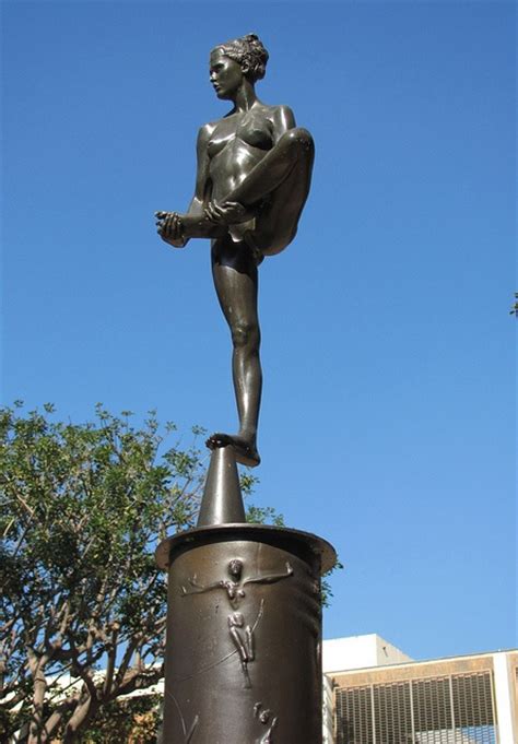 Robert Graham | Public sculpture, Statue, Modern sculpture