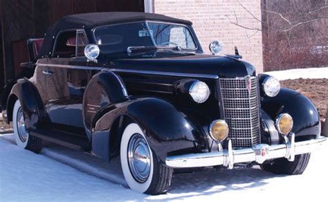 227: 1937 Oldsmobile L-37 Convertible Coupe