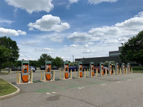 After 12 Years, ChargePoint Still Exists To Make EV Charging Easier For ...