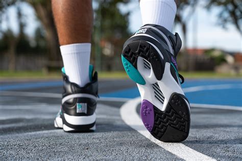 Cut in half: Reebok Shaq Attaq Review (2023) | RunRepeat