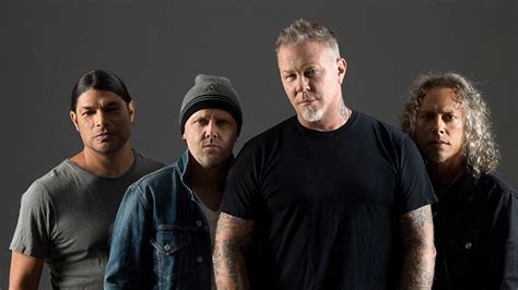 METALLICA Announce James Hetfield's Return To Stage » Metal Wani