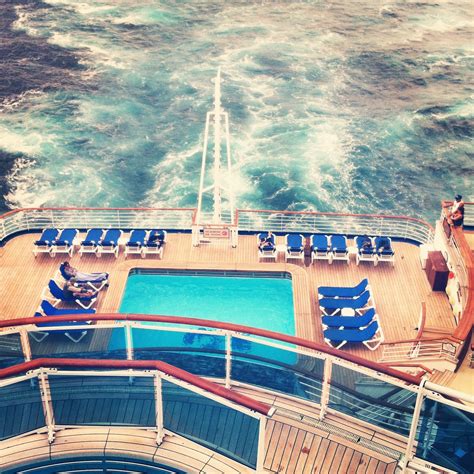 Deb's Days: Cruise Ship Pools