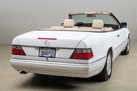 1995 Mercedes-Benz E320 Convertible _6567