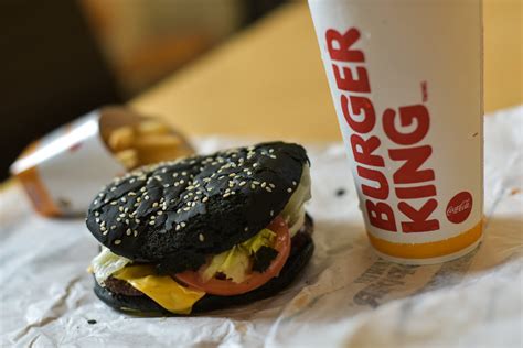 Who on earth would eat Burger King’s black bun Whopper? I did – Metro US