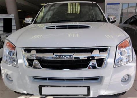 TopWorldAuto >> Photos of Isuzu KB - photo galleries