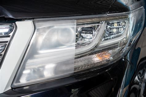 How to Clean Your Car's Headlights - Foreign Auto Services Inc.