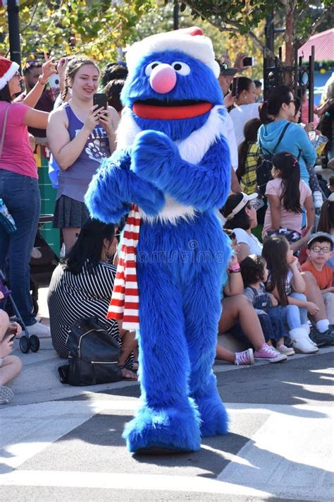 Sesame Street Christmas Parade at Sesame Street Land at SeaWorld Orlando in Florida Editorial ...