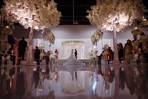 Renaissance Schaumburg: Luxurious Venue for Lavish Suburb Weddings | Yanni Design Studio