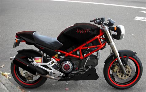 DUCATI MONSTER 900 - Image #9