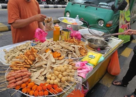 Street food tour in Kuala Lumpur, Malaysia | Audley Travel