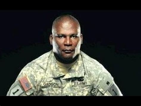 "Gregory Gadson" LA Premiere! Battleship HD part 1 - YouTube