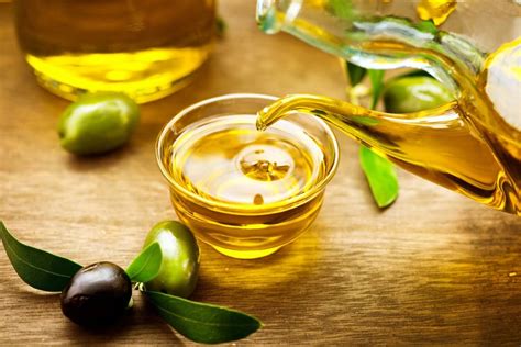 Organic Olive Oil vs. Regular Olive Oil: Learn The Difference