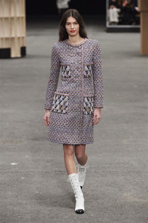 Chanel Does Mini Skirts the Haute Couture Way for Spring 2023 - Fashionista