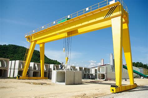 An Overview of Overhead Gantry Cranes - Uplikes.org