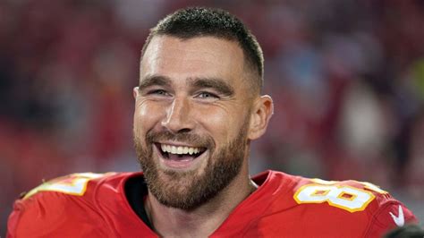 Travis Kelce Dances In The End Zone After Touchdown at Super Bowl LVII ...