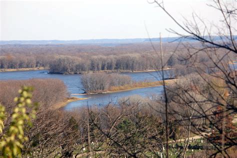 View of River Behind Lodge at Bellevue State Park, Iowa image - Free stock photo - Public Domain ...