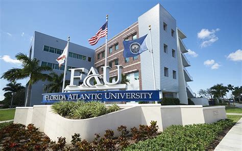 Florida Atlantic University - Acting Guide