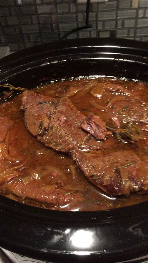 Chuck roast with brown herb gravy Chuck Roast, Gravy, Chucks, Steak ...