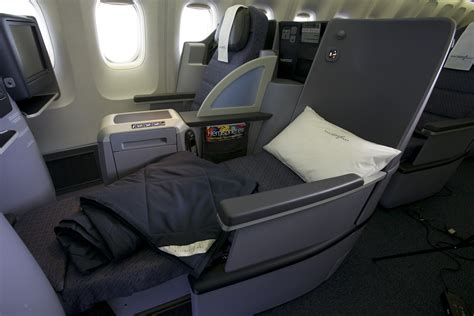 air travel - First Class Amenities - Travel Stack Exchange