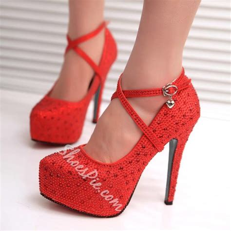 45 Classy Rounded Toe Heels To Attain That Formal And Elegant Look - Blurmark