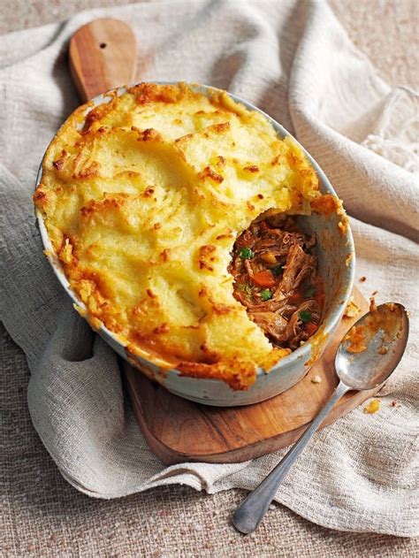 Leftover lamb shepherd's pie | Recipe | Lamb recipes, Lamb shepherds pie recipe, Leftover lamb ...