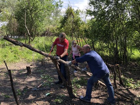 Giving Back: Cleaning Up Skokie Lagoons - Optima