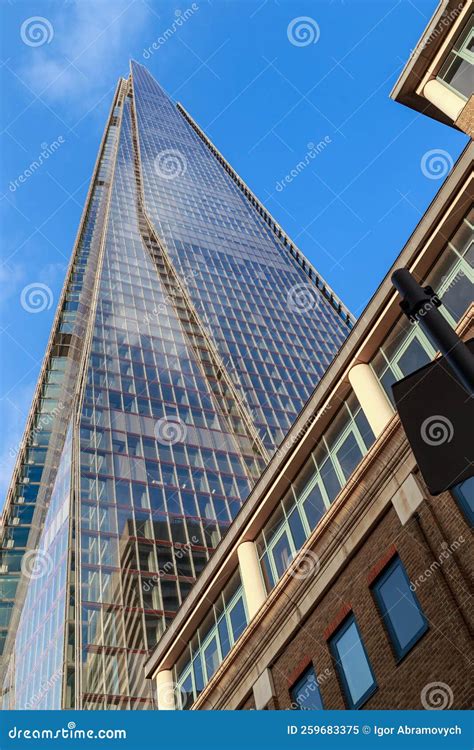 The Shard Skyscraper, London Editorial Image - Image of landmark, structure: 259683375