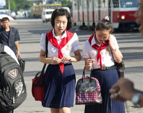 Everyday Life in North Korea for the Ordinary Folk (166 pics ...