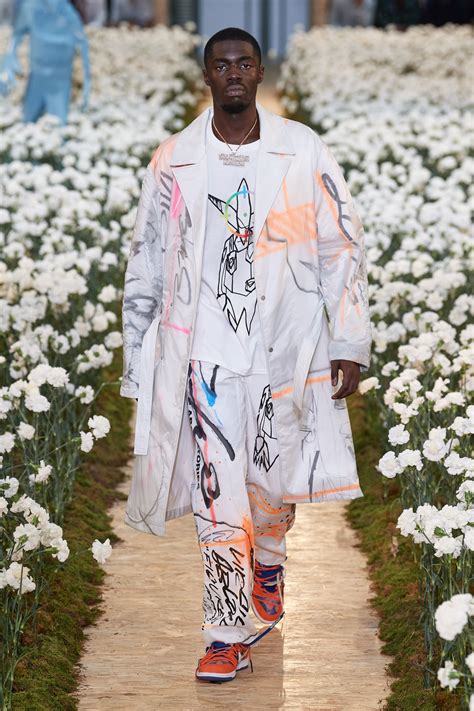 Flipboard: Off-White Spring 2020 Menswear Collection